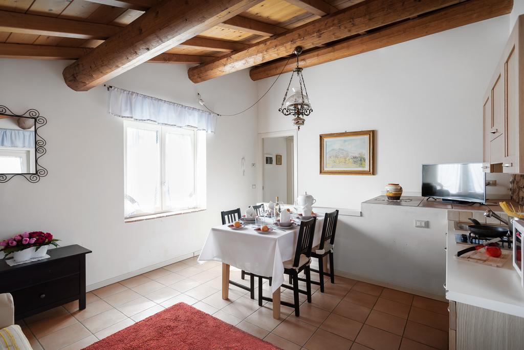 Corte Dei Soavi Suites - Apartments Soave  Restaurant photo